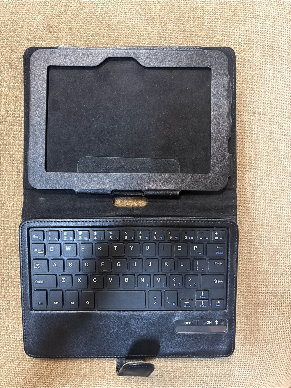 Black Bluetooth Keyboard Case for Tablet - Universal